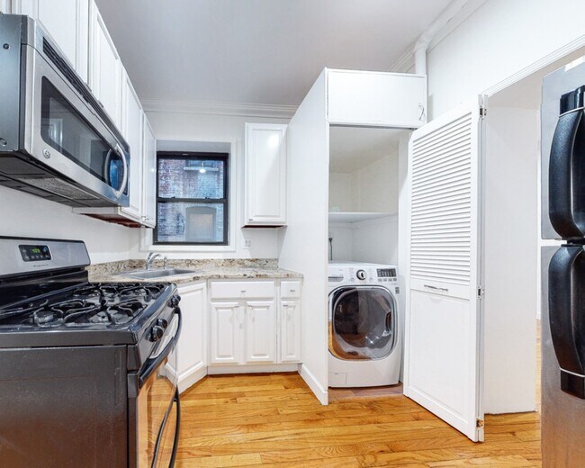 West 147th Street - West 147th Street Apartment