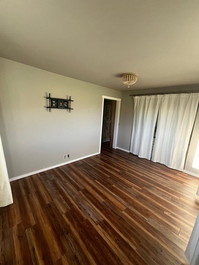 Foto del edificio - 9179 Harrison Rd