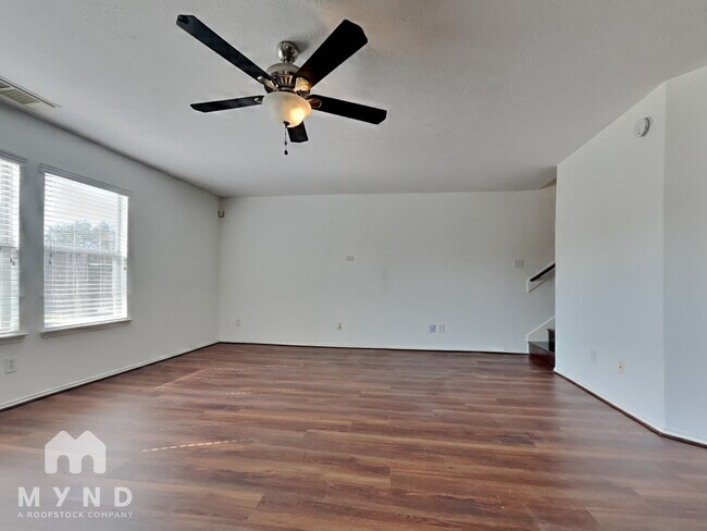 Foto del edificio - 5342 Gibralter Pl