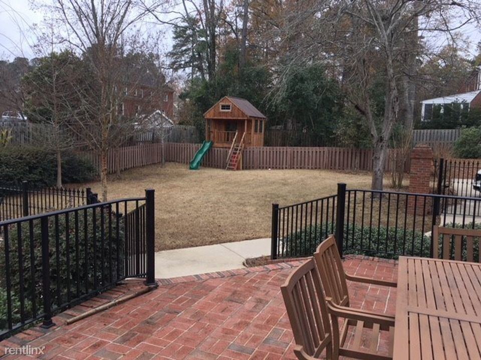 Building Photo - 4 br, 3.5 bath House - 3721 Pebble Beach Dr