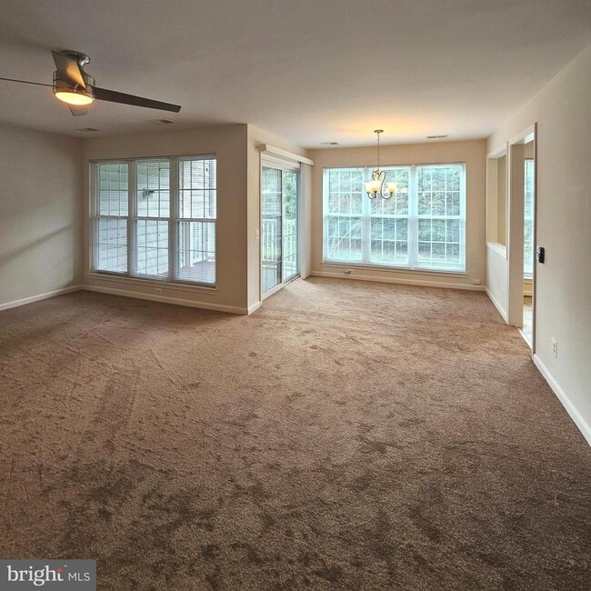 Building Photo - 9250 Cardinal Forest Ln