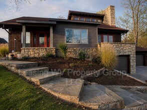 Building Photo - 134 Woodbridge Dr