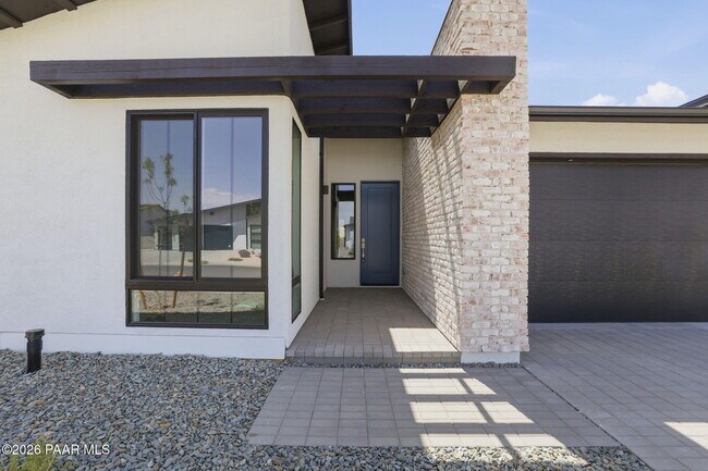 Building Photo - 5516 Edgar Way