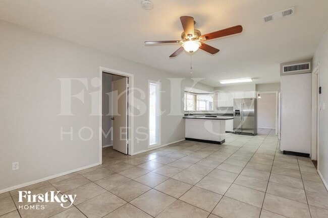 Foto del edificio - 4336 W Carol Ave