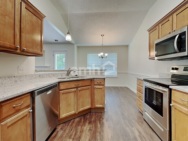 Foto del edificio - 362 Stonebridge Cir