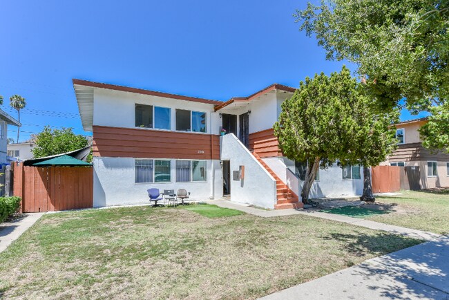 Foto del edificio - 2506 S Rosewood Ave