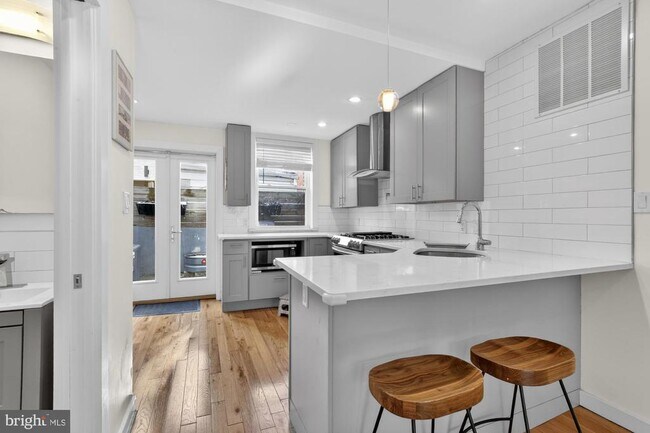 Foto del edificio - 741 Watkins St