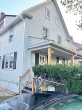 Building Photo - 409 E Washington Ave