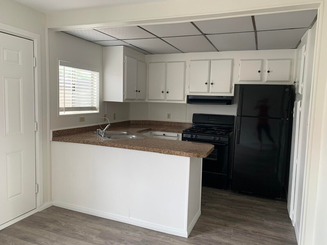 Foto principal - 40225 Harris Ln