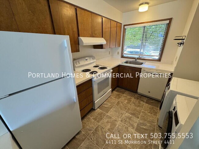 Foto del edificio - 4411 SE Morrison St