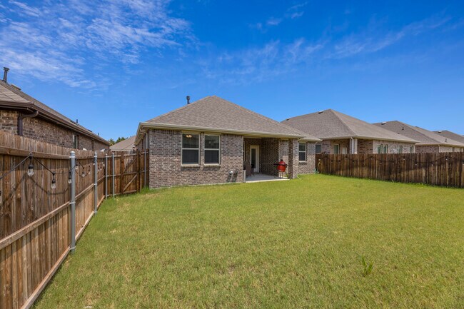 Building Photo - 3929 Sidney Ln
