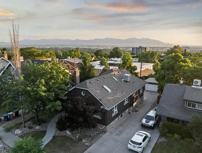 Foto del edificio - 460 S 1200 E