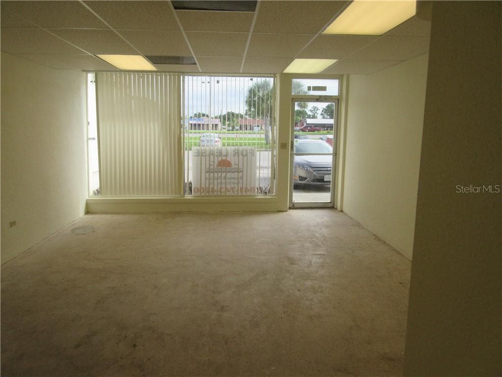 Building Photo - 3805 Tamiami Trail