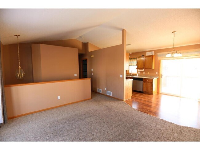 Foto del edificio - 2084 Brittany Ct