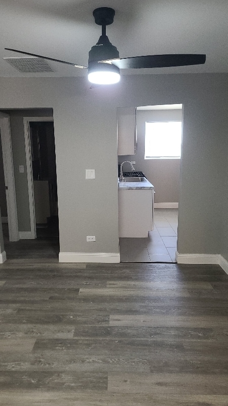 Building Photo - 1132 Hanley St