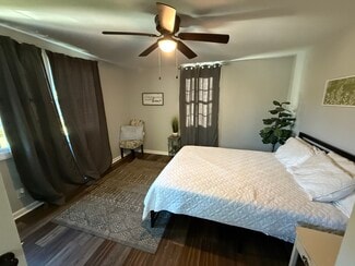 Building Photo - 2744 Spruce St