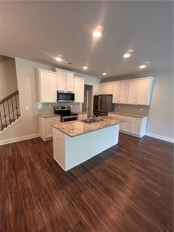 Building Photo - 419 Trickum Hill Dr