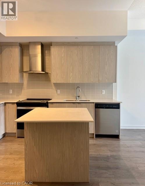 Building Photo - 55 Duke St W