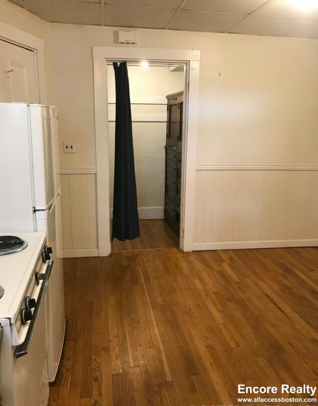 Foto del edificio - 533 Newbury St