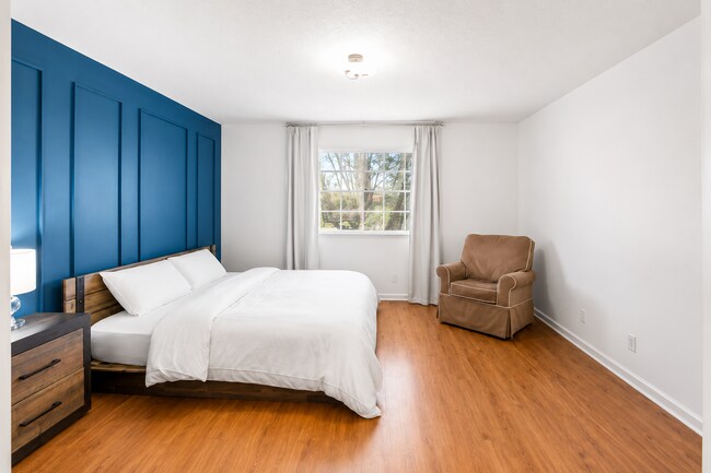 Foto del edificio - 948 Imperial Lake Rd