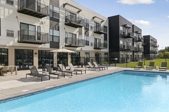 Swimming Pool - The Blakeley