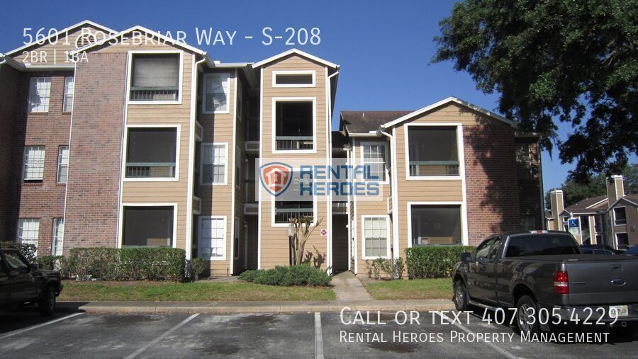 Foto del edificio - 5601 Rosebriar Way
