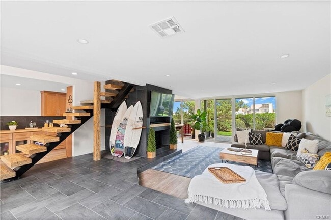 Building Photo - Huntington Harbor Coastal Retreat