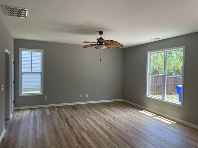 Building Photo - Coming Soon 3 Bedroom 2.5 Bathroom in Grayson Park Leland NC
