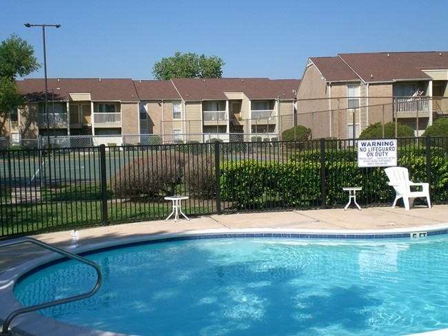 Piscina - Imperial Landing Apartments