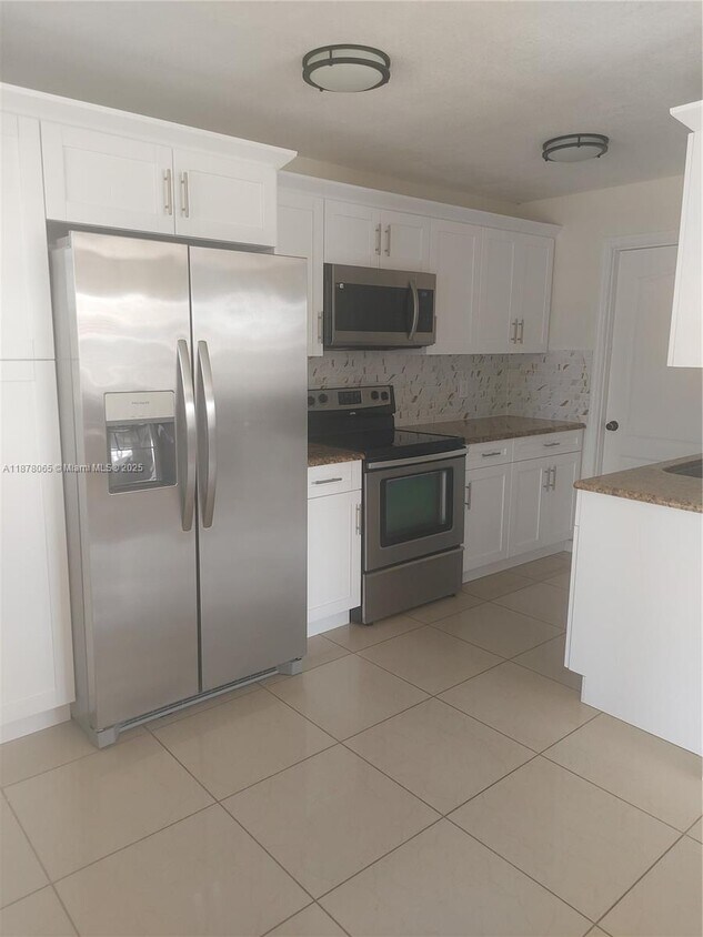 Foto principal - 124 Apache St