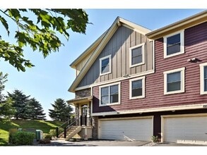 Building Photo - 10751 Falling Water Ln