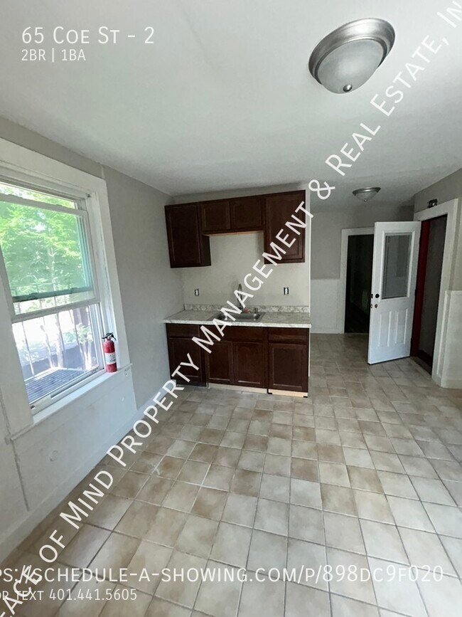 Building Photo - 2 Bedroom w/bonus space on 2nd FL for $170...