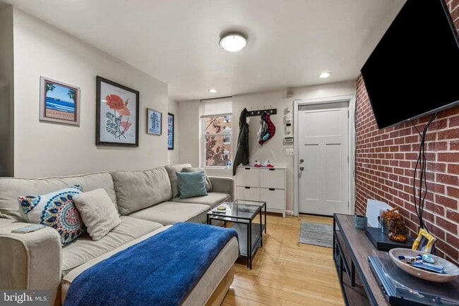 Foto del edificio - 1807 E Lombard St