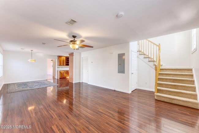 Building Photo - 37 Monmouth Ave