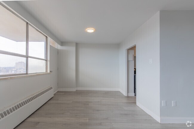 1 chambre, 1 salle de bain - 79 m² - Salle à manger - Centennial Towers
