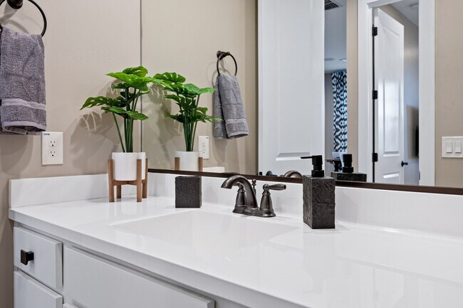 Foto del edificio - 1950 E Queen Creek Rd