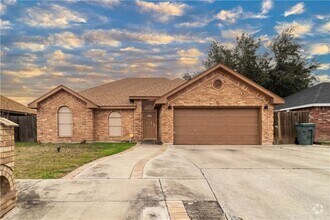 Building Photo - 3400 N Cognac Dr