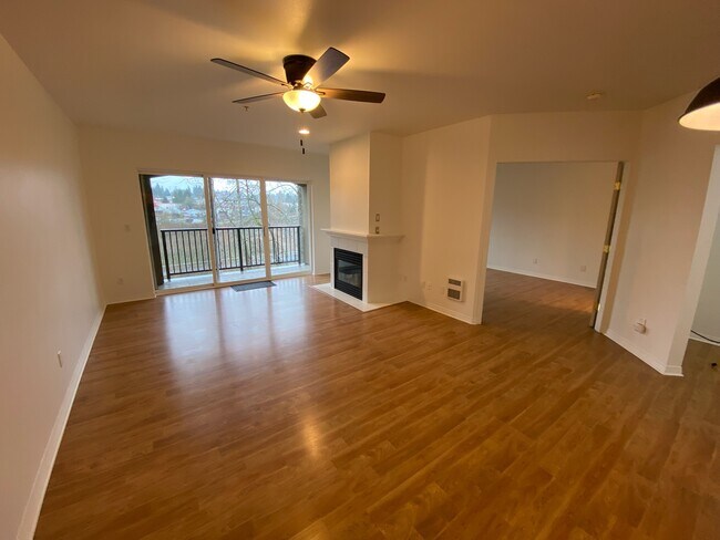Living room - 12439 NE Totem Lake Way