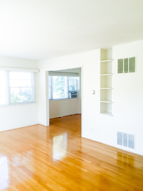 Living room - 1518 Veteran Ave