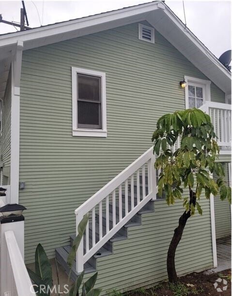 Building Photo - 5844 Newlin Ave