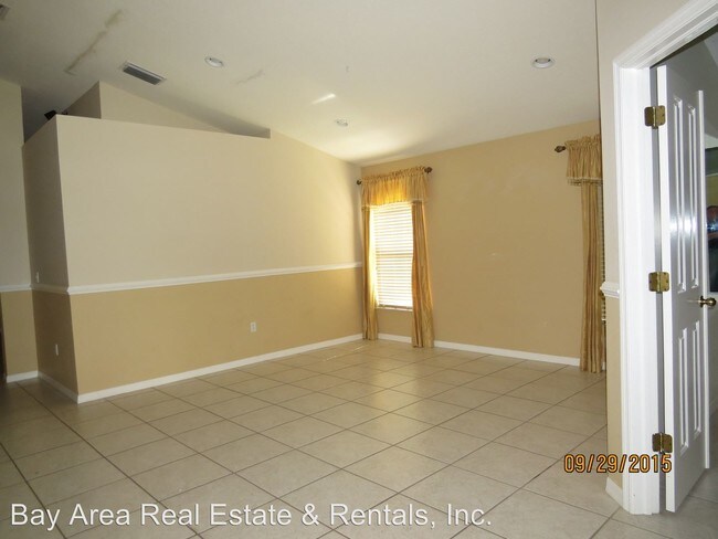 Building Photo - 9427 Hunters Pond Dr