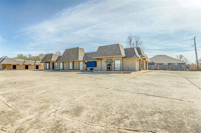 Foto del edificio - 1700 E State Hwy 152