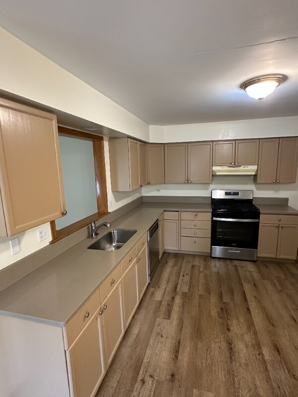 Foto del edificio - 1443 Laurel Oaks Dr