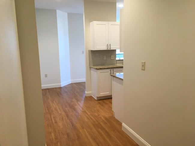 Foto del edificio - 875 Elm St