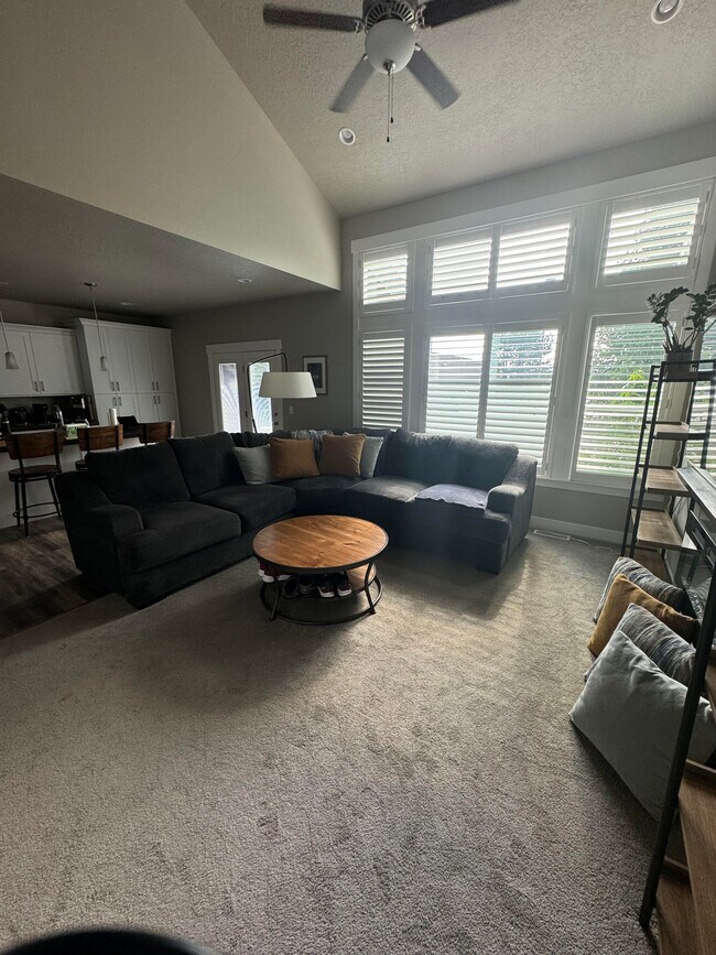 Foto del edificio - 9272 Ashbourne Dr