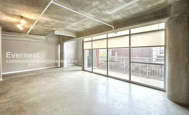 Foto del edificio - 2115 Yeaman Pl