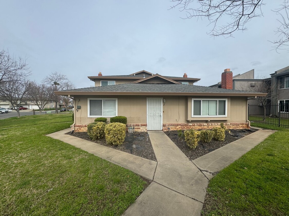 Photo - 5619 42nd Street