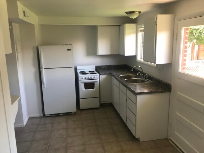 Photo - 1342-1348-1348 Sudbury Ave (Sandy, UT) Apartment