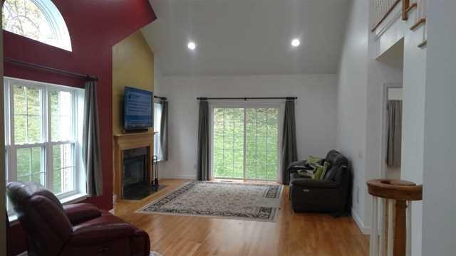 Foto del edificio - 812 Pondview Loop