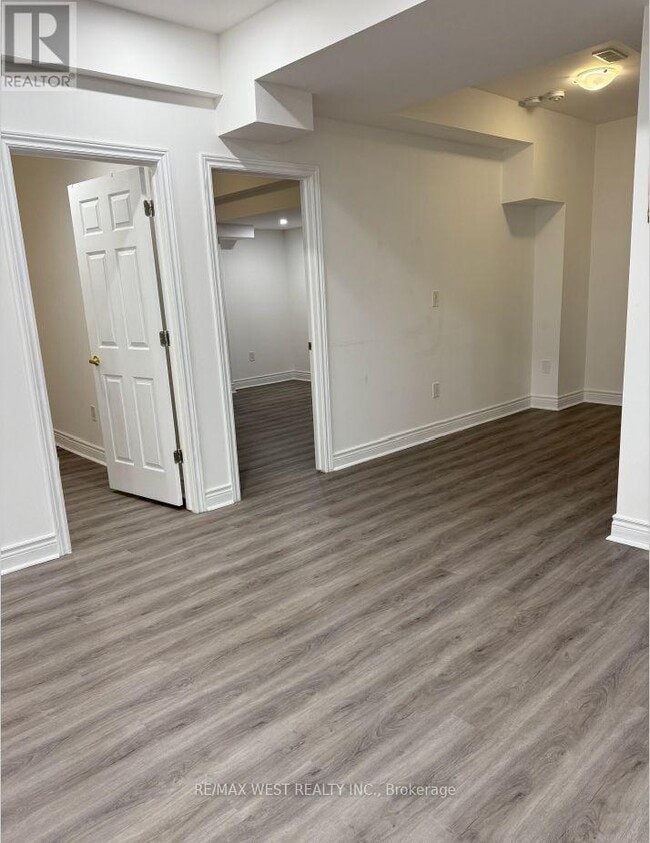 Building Photo - 1805 Emberton Way